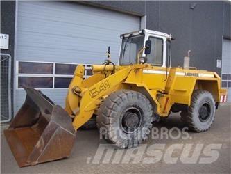 Liebherr 541 Фронтальні навантажувачі