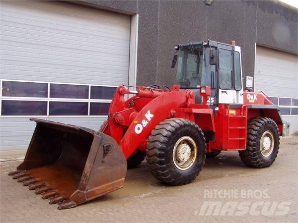 O&K L25B Фронтальні навантажувачі