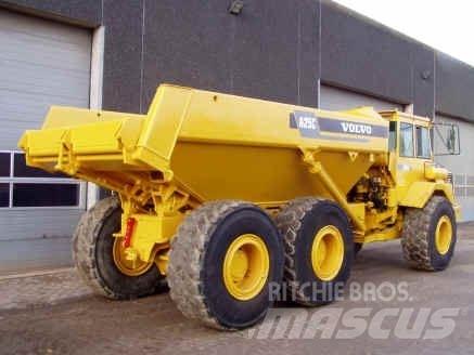 Volvo A25C Зчленовані самоскиди
