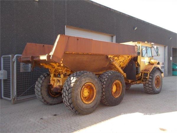 Volvo A25C Зчленовані самоскиди