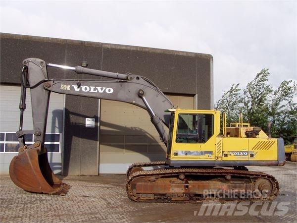 Volvo EC390 Гусеничні екскаватори