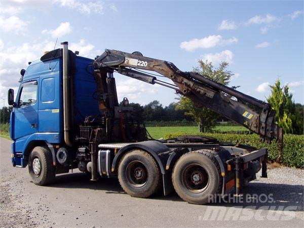 Volvo FH16 Вантажівки / спеціальні