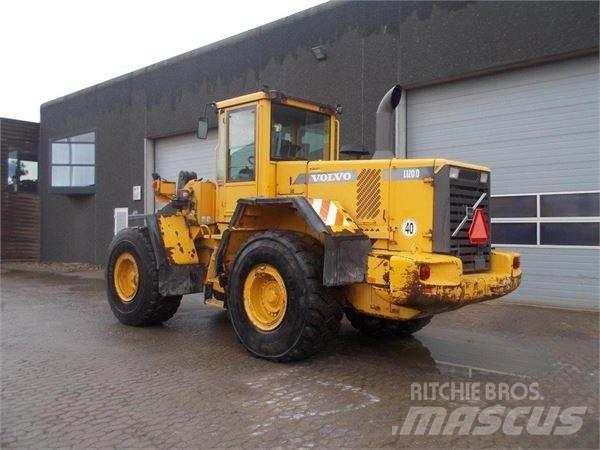 Volvo L120D Фронтальні навантажувачі