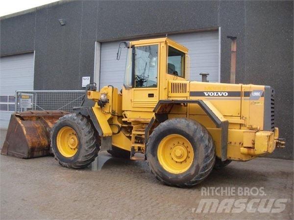 Volvo L90C Фронтальні навантажувачі