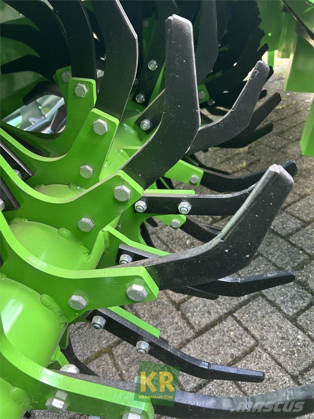 AVR MultiForce видаляють бадилля