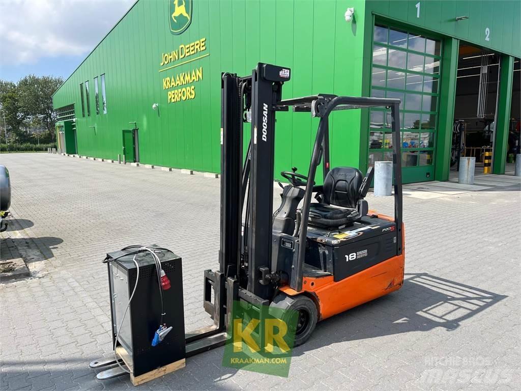 Doosan B18T Телескопічний навантажувач