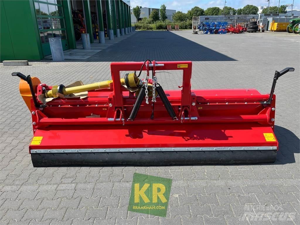 Dücker UM Газонні і лукові косилки