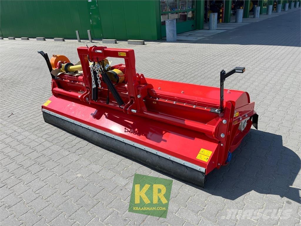 Dücker UM Газонні і лукові косилки