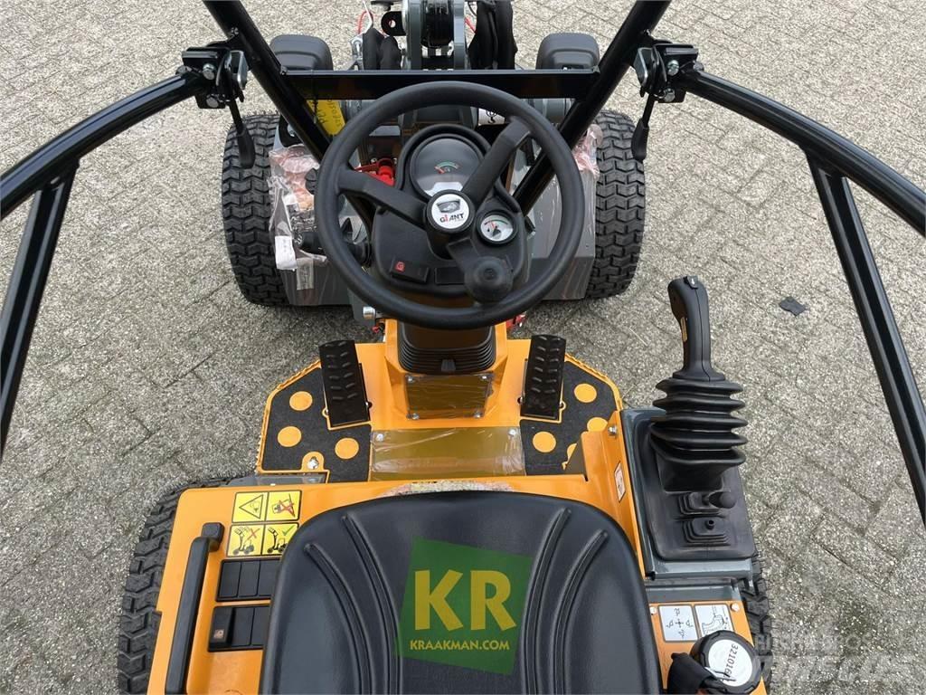 GiANT G1200 Фронтальні навантажувачі та екскаватори