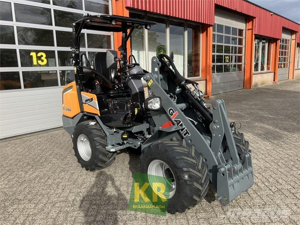 GiANT G2700 HD+ Фронтальні навантажувачі та екскаватори
