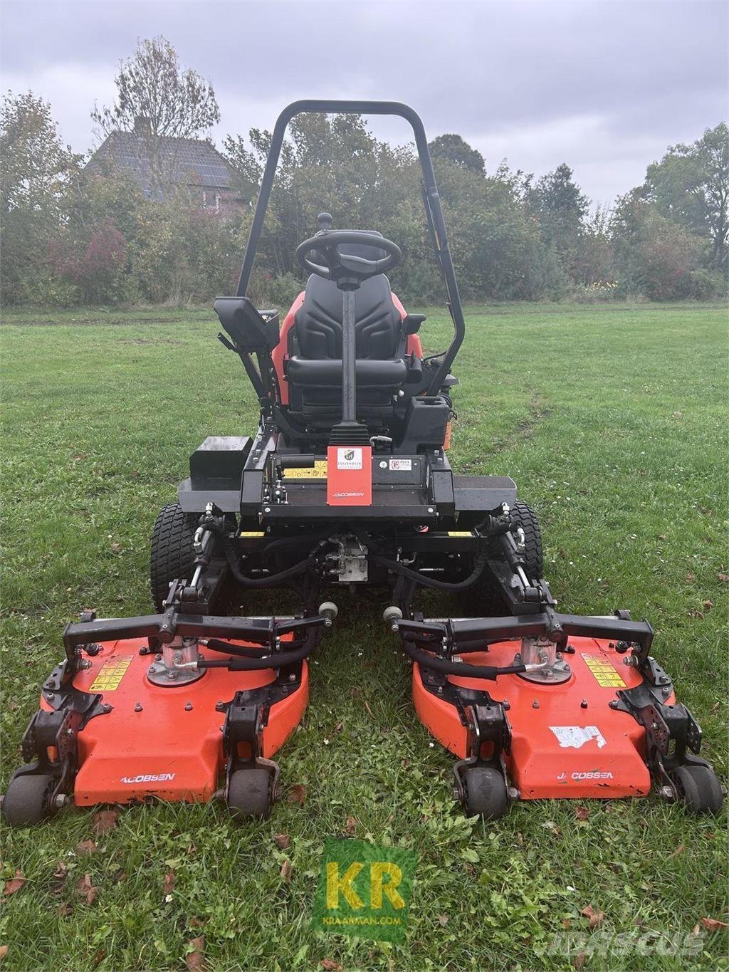 Jacobsen AR331 Грубі косарки