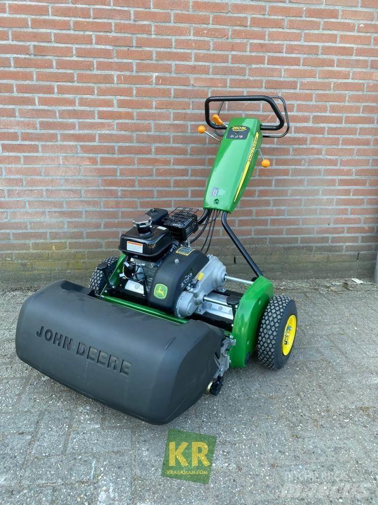 John Deere 260 Газонокосарки