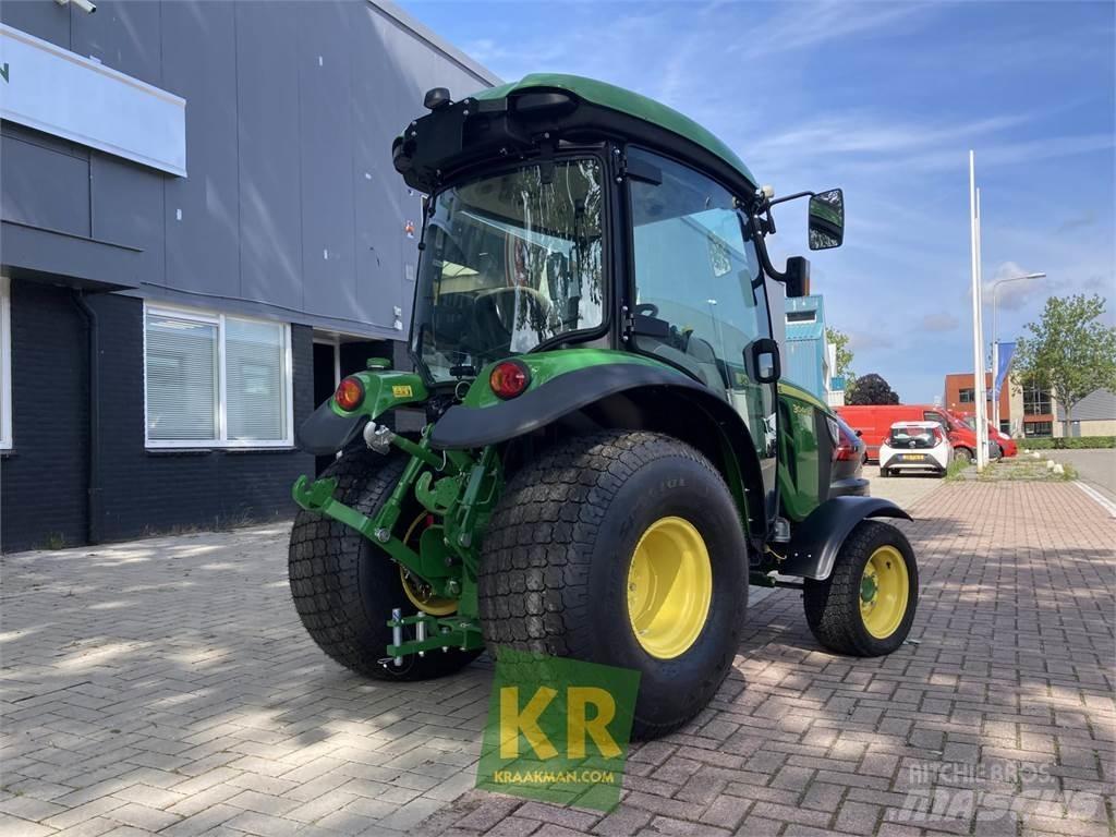John Deere 3046R Трактори