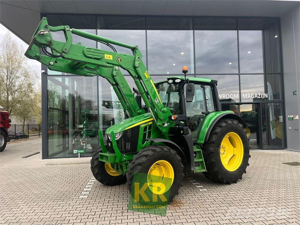 John Deere 6120M Трактори