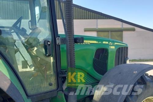 John Deere 6220 Трактори