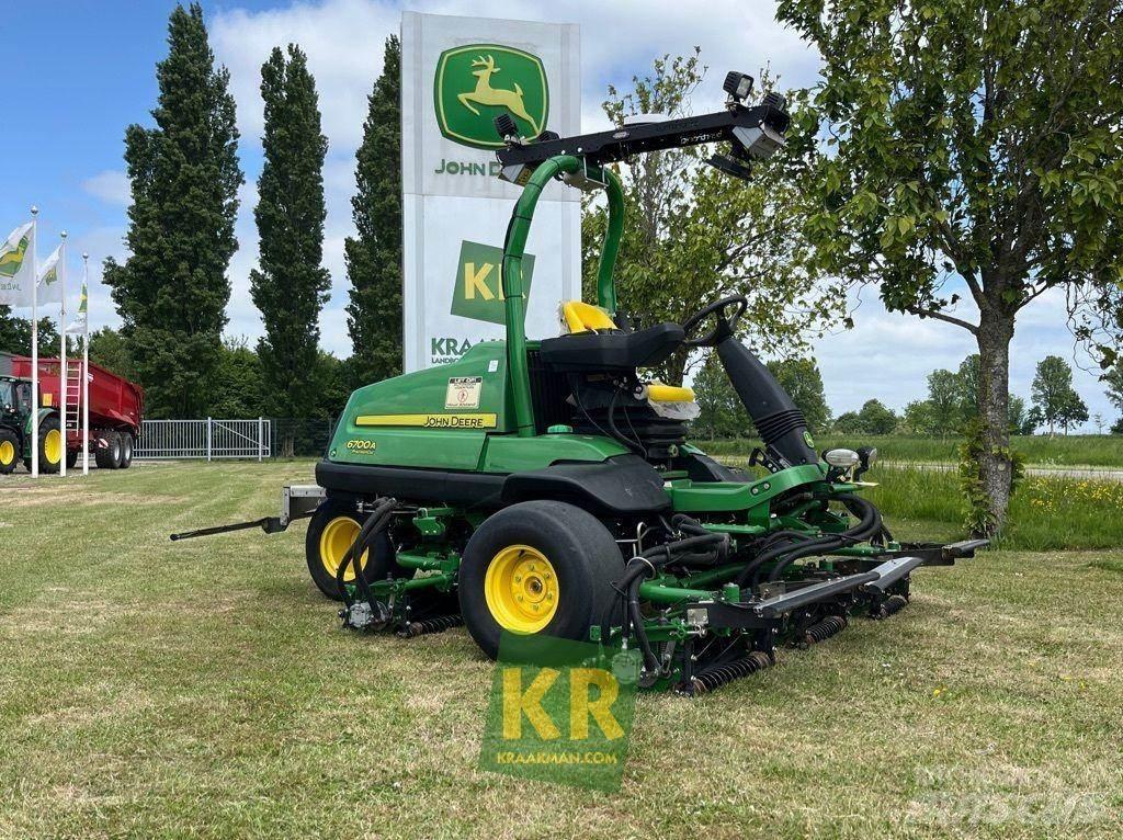 John Deere 6700A Газонокосарки