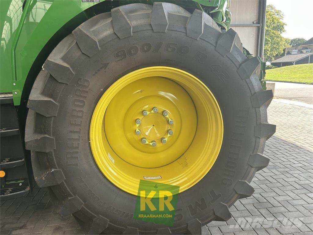 John Deere 8400 Фуражні комбайни