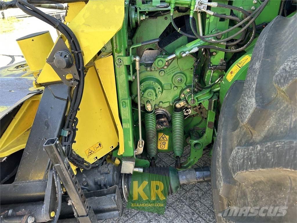 John Deere 8500 Фуражні комбайни