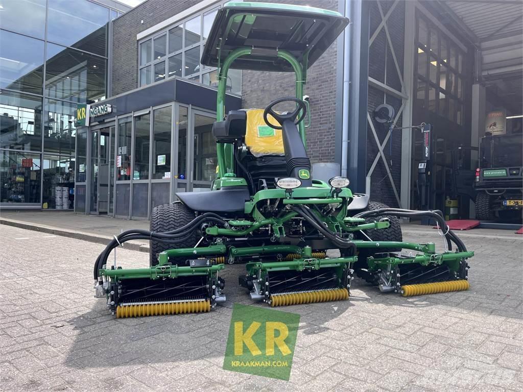 John Deere 8700A Газонокосарки