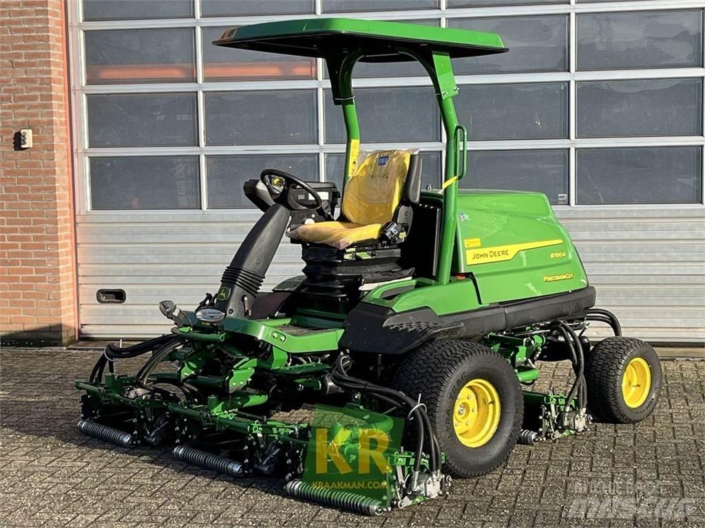 John Deere 8700A Газонокосарки