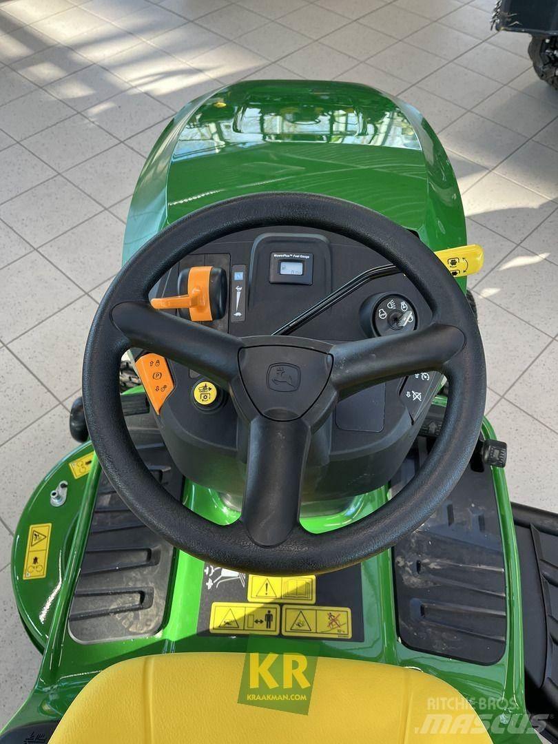 John Deere X127 Самохідні газонокосарки