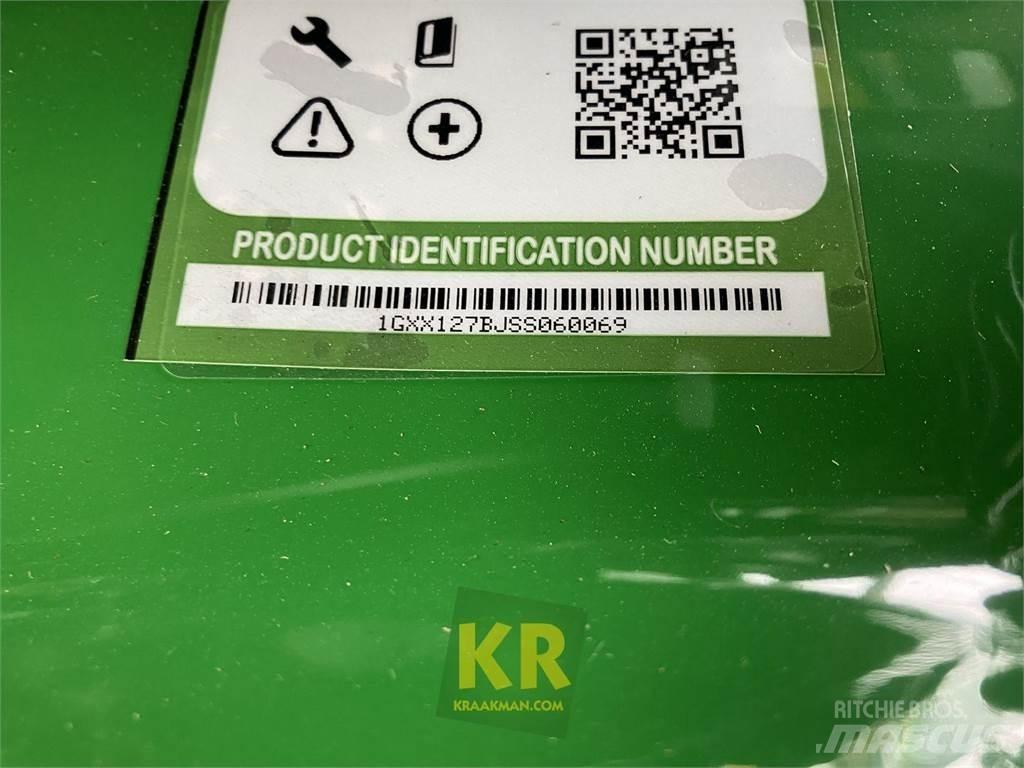 John Deere X127 Самохідні газонокосарки
