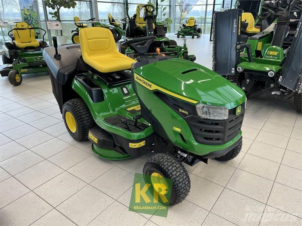 John Deere X147R Самохідні газонокосарки