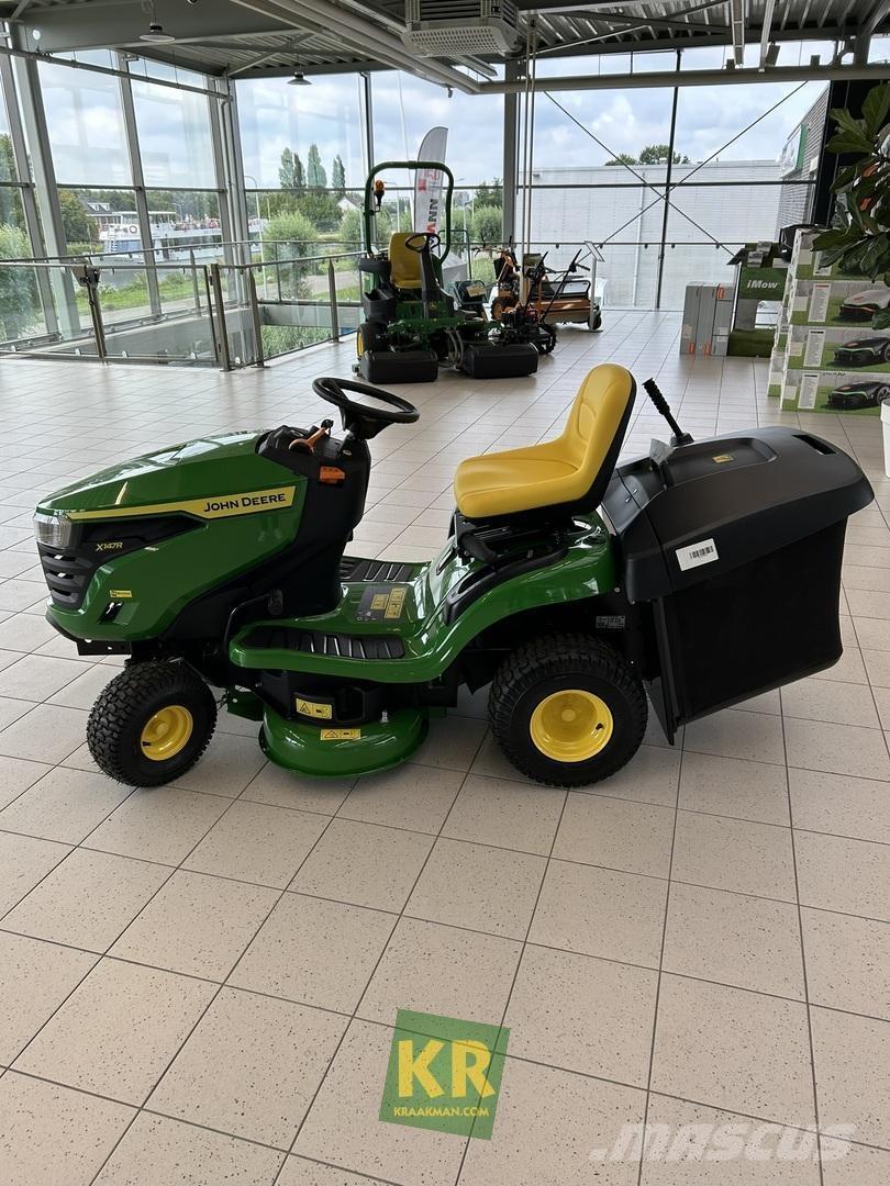 John Deere X147R Самохідні газонокосарки