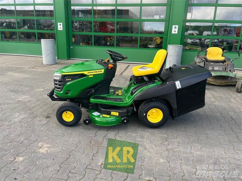 John Deere X167R Самохідні газонокосарки