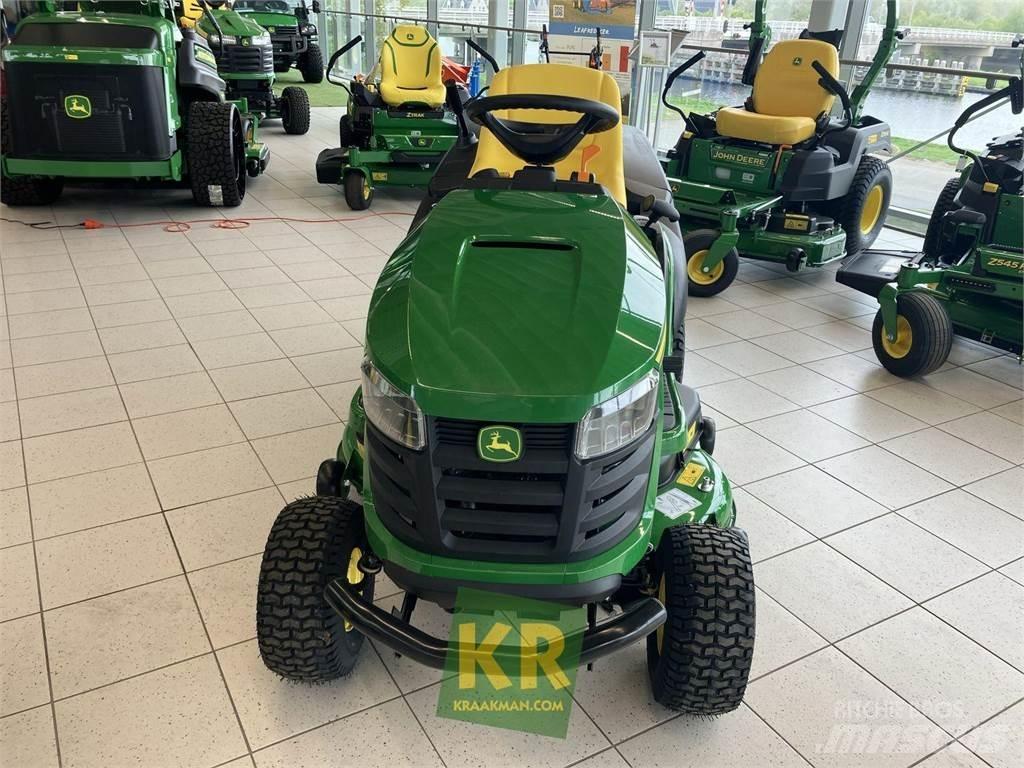 John Deere X167R Самохідні газонокосарки
