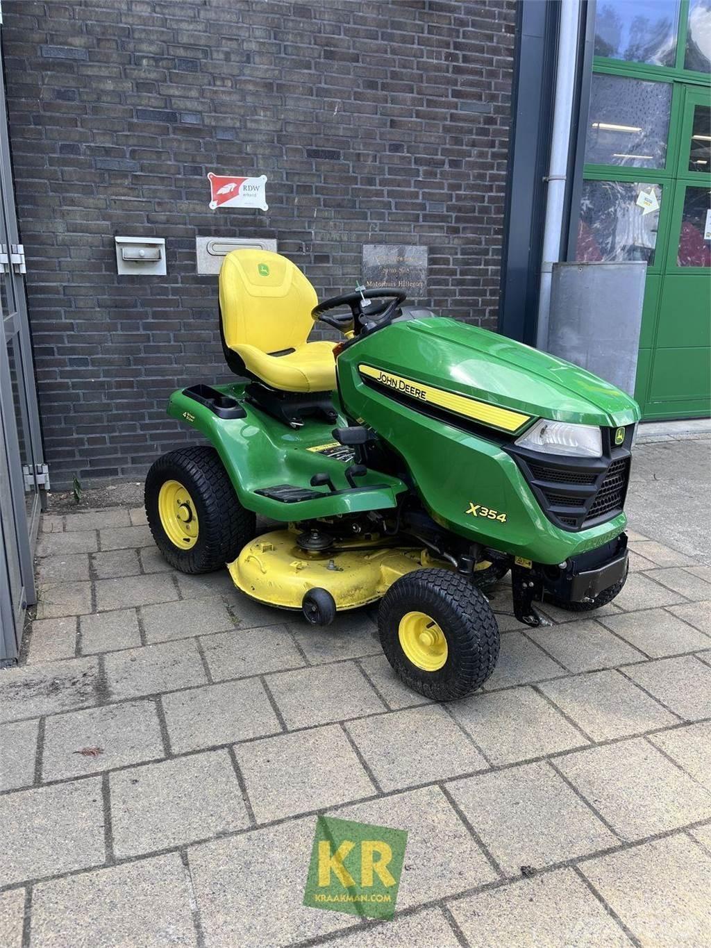 John Deere X354 Самохідні газонокосарки