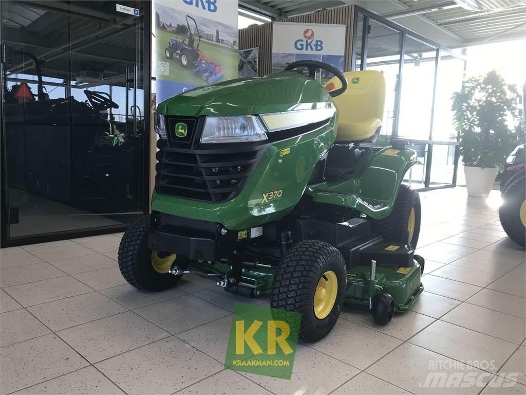 John Deere X370 Самохідні газонокосарки