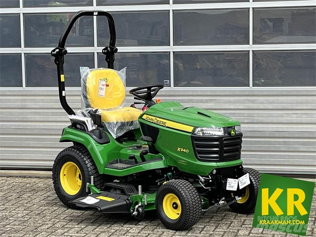 John Deere X940 Самохідні газонокосарки