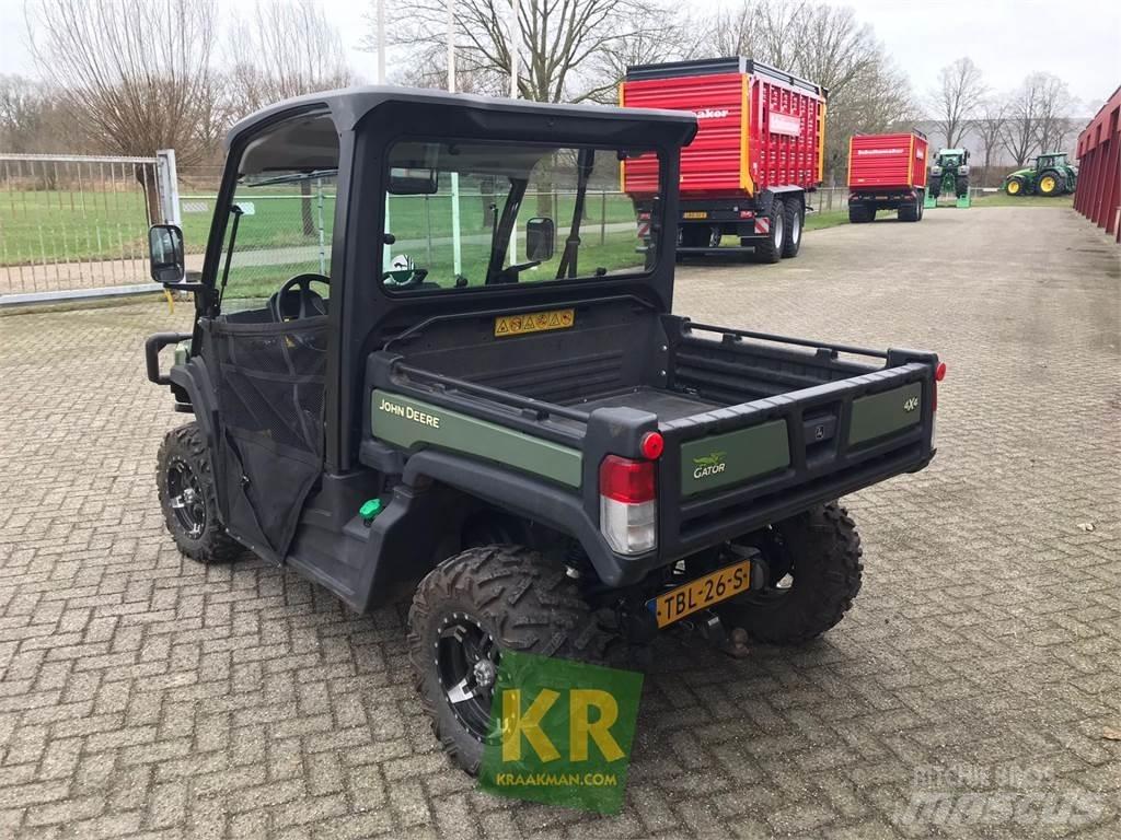 John Deere XUV865M Всюдиходи