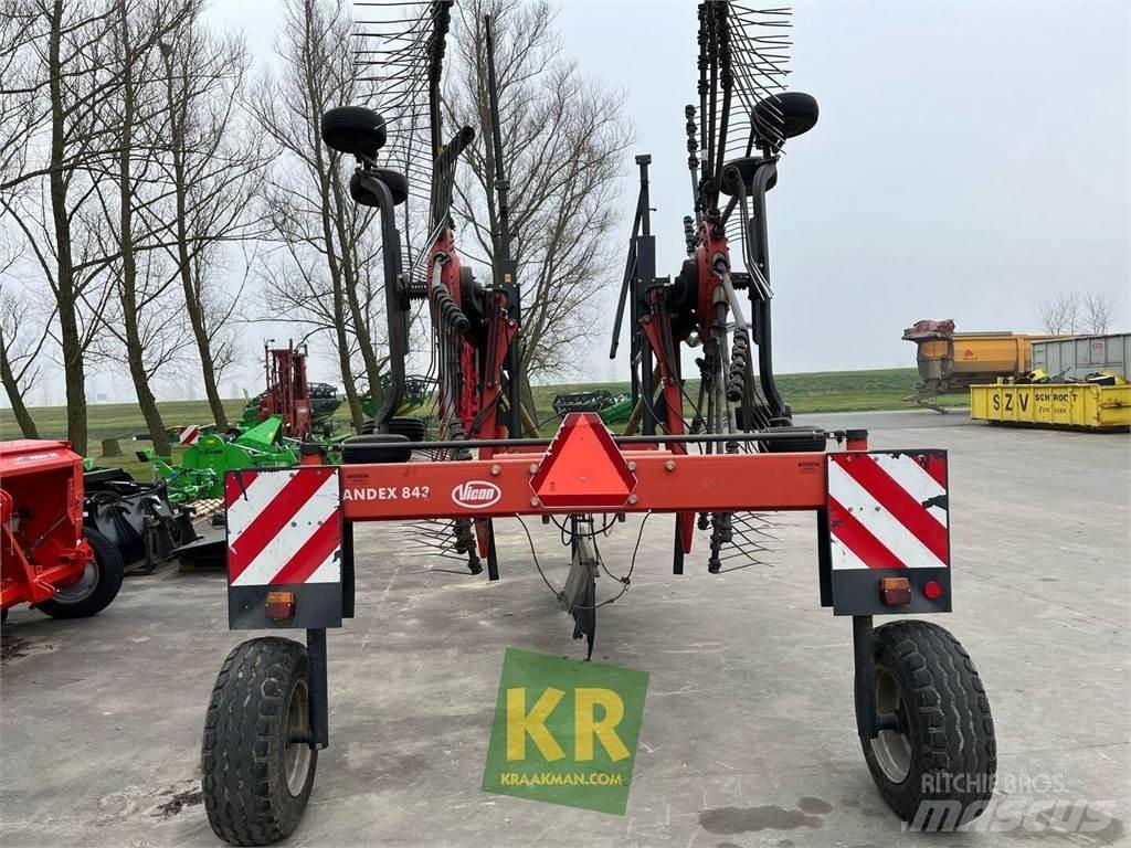 Vicon Andex 843 Граблі і сінозворушувачі