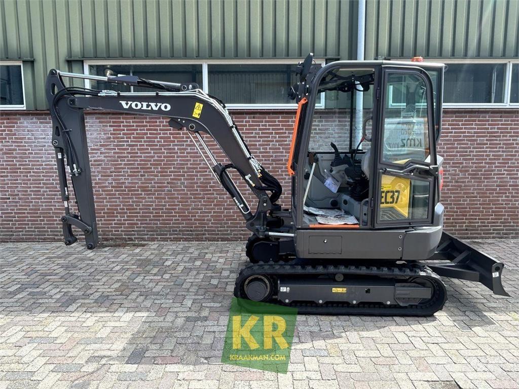 Volvo EC 37F Гусеничні екскаватори