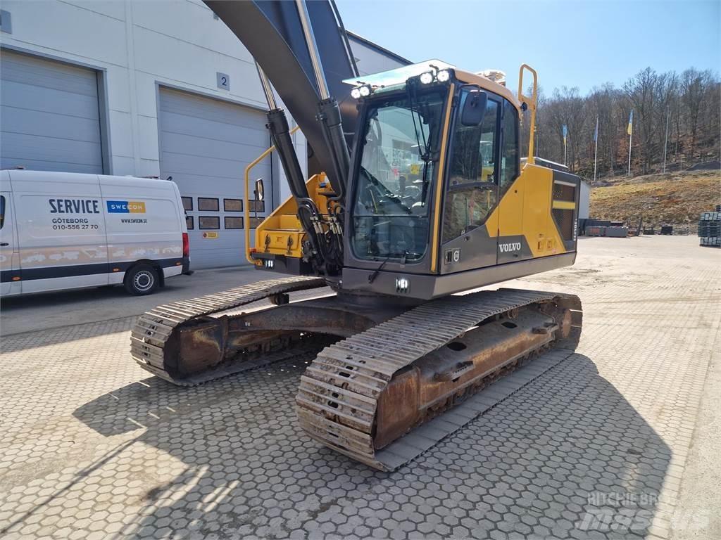 Volvo EC250EL Гусеничні екскаватори
