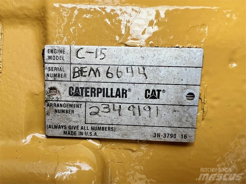 CAT C15 Двигуни
