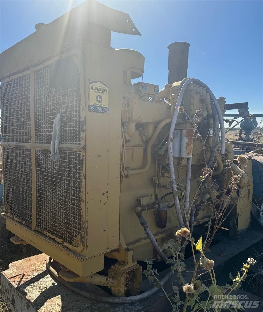 CAT D353 Двигуни