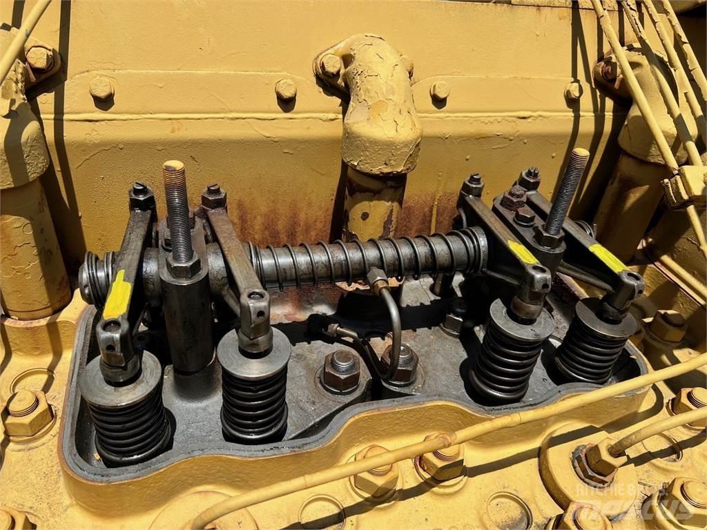 CAT D399 Двигуни