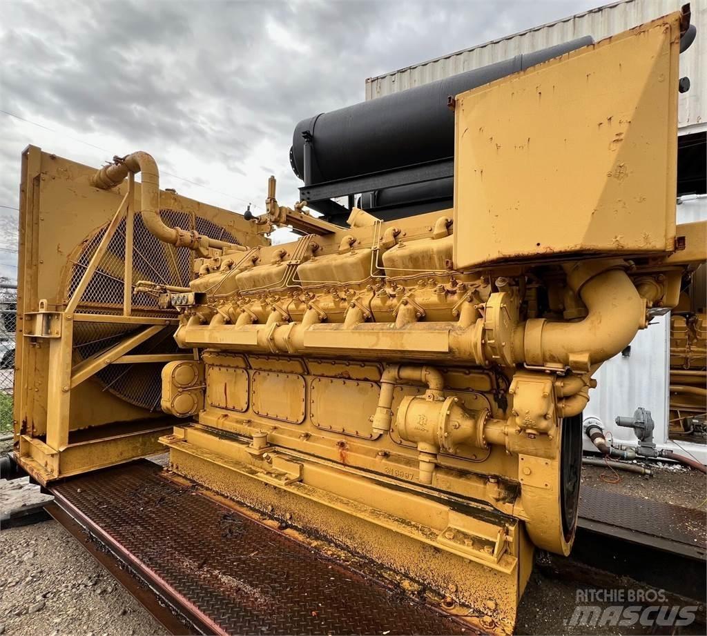 CAT D399 Двигуни