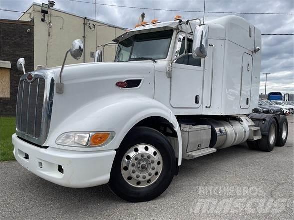 Peterbilt 386 Тягачі