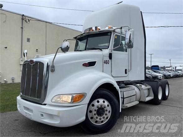 Peterbilt 386 Тягачі