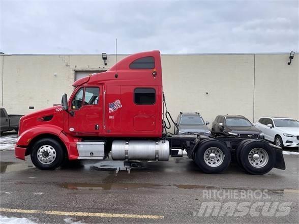Peterbilt 587 Тягачі