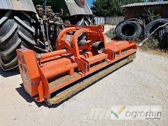 Agrimaster RV 320 Газонні і лукові косилки