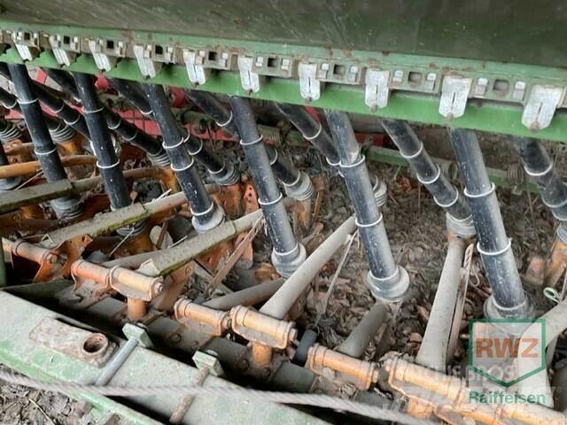 Amazone D25 07 Special Комбіновані сівалки
