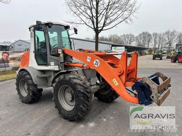 Atlas AR85 Фронтальні навантажувачі