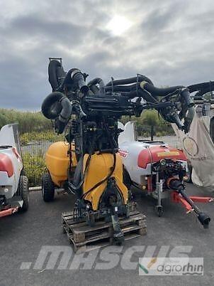 Calvet SP200 Причіпні обприскувачі