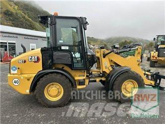 CAT 907 Фронтальні навантажувачі