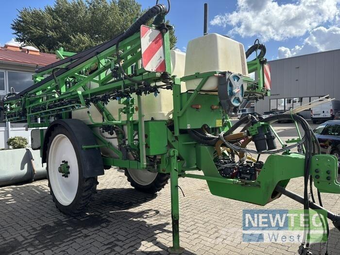 CHD Eefting D4024 Причіпні обприскувачі